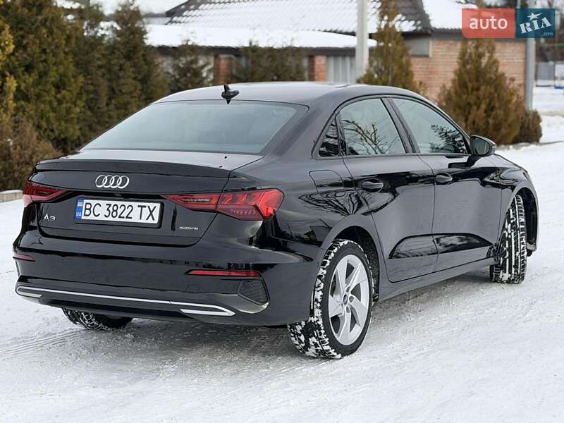Седан Audi A3 2023 в Львове