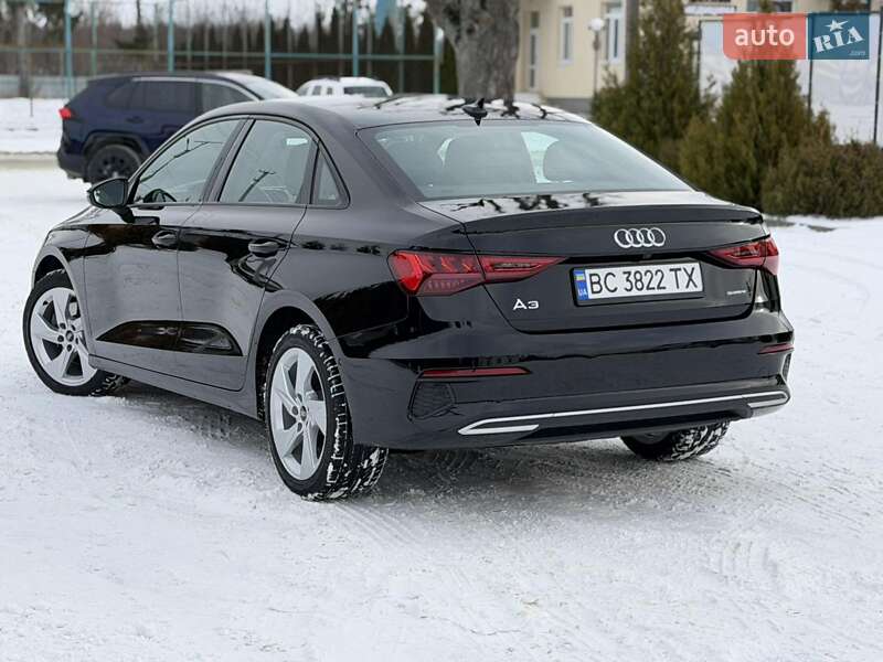 Седан Audi A3 2023 в Львове
