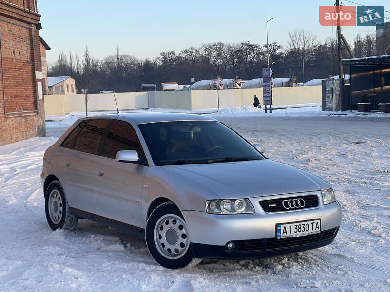 Хэтчбек Audi A3 2001 в Чернигове