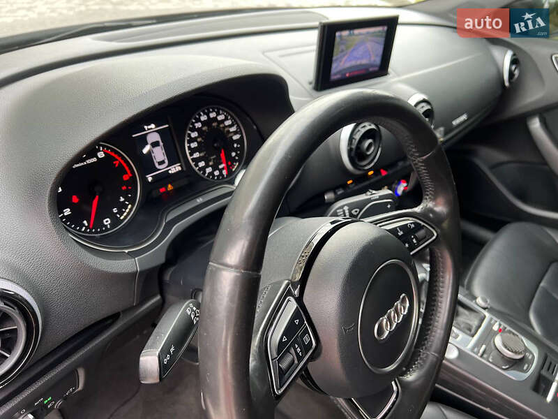 Седан Audi A3 2014 в Киеве