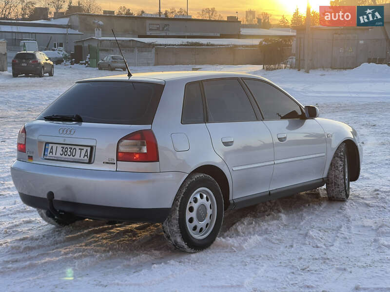 Хэтчбек Audi A3 2001 в Чернигове