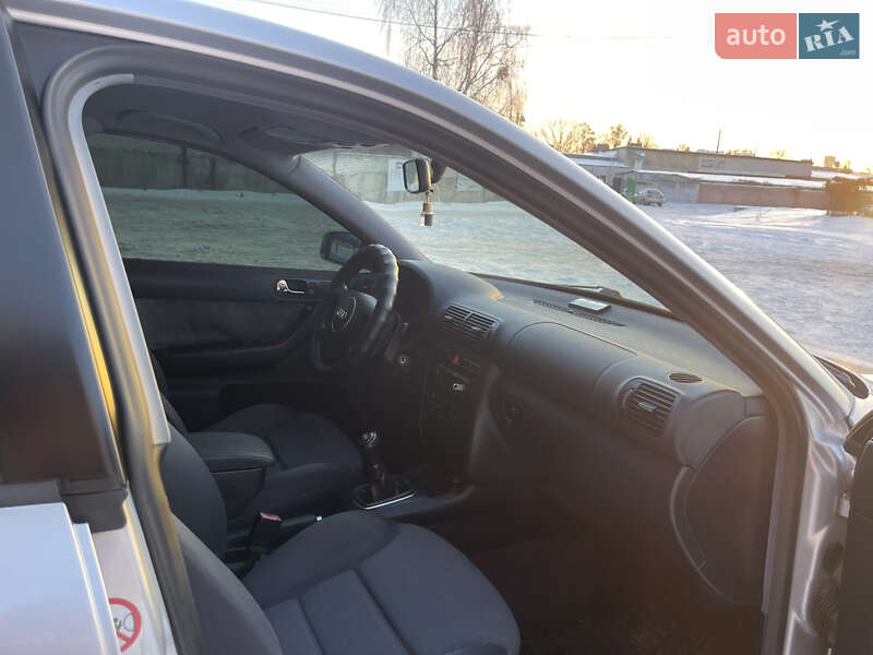 Хэтчбек Audi A3 2001 в Чернигове