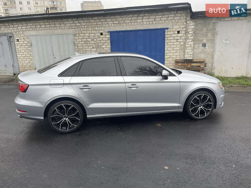 Седан Audi A3 2015 в Харькове