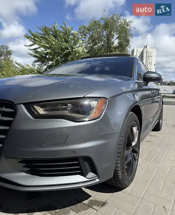 Седан Audi A3 2016 в Тернополе