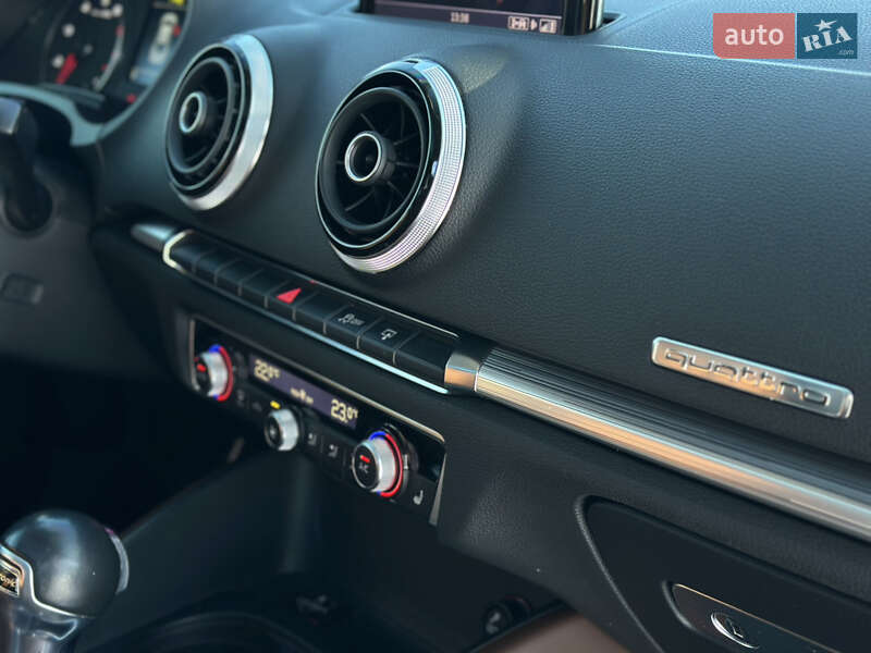 Седан Audi A3 2014 в Ромнах