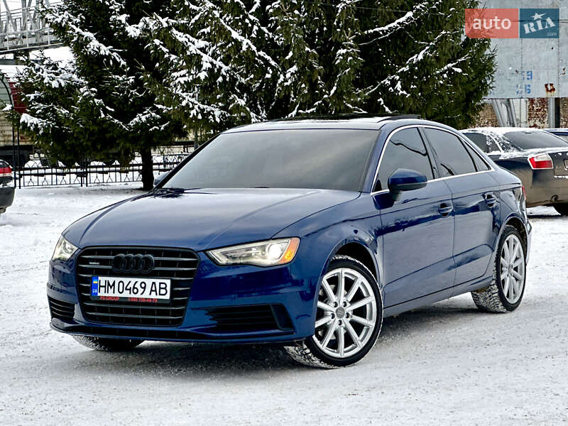 Седан Audi A3 2014 в Ромнах