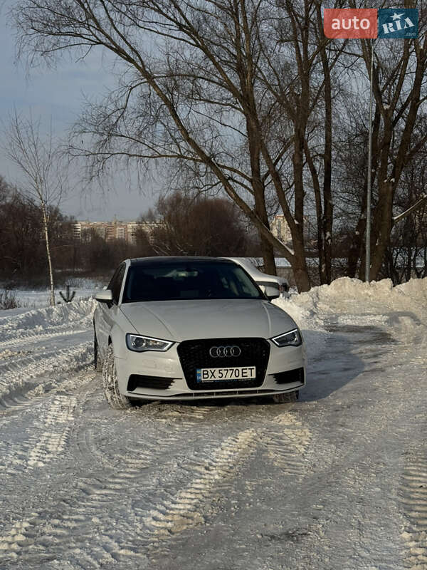 Седан Audi A3 2015 в Хмельницькому