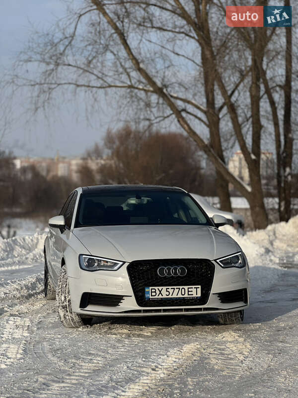 Седан Audi A3 2015 в Хмельницькому