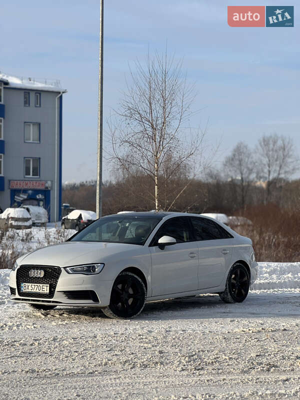 Седан Audi A3 2015 в Хмельницькому