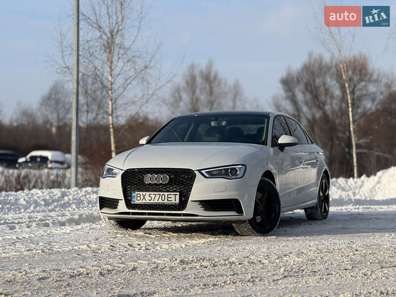 Седан Audi A3 2015 в Хмельницькому