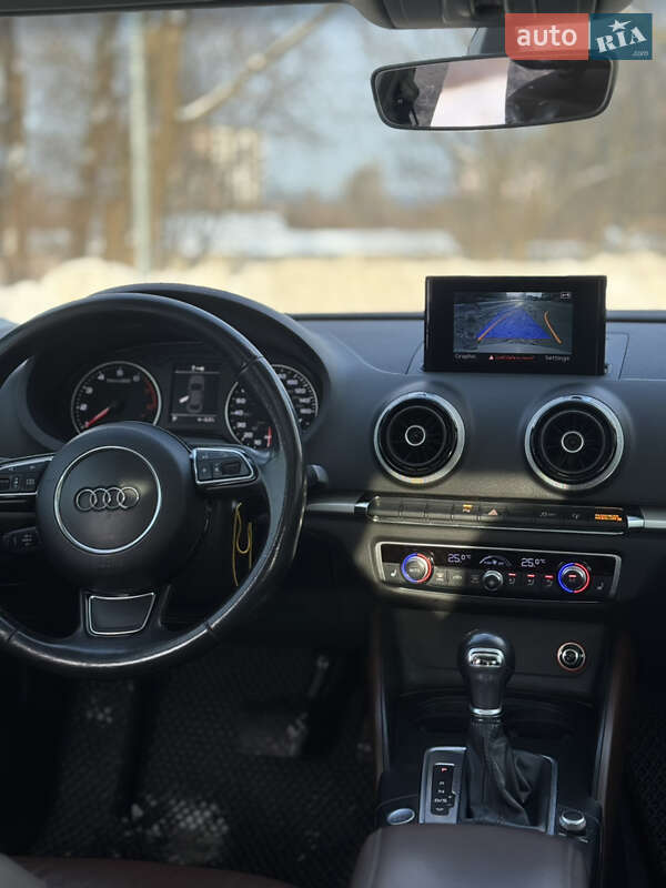 Седан Audi A3 2015 в Хмельницькому