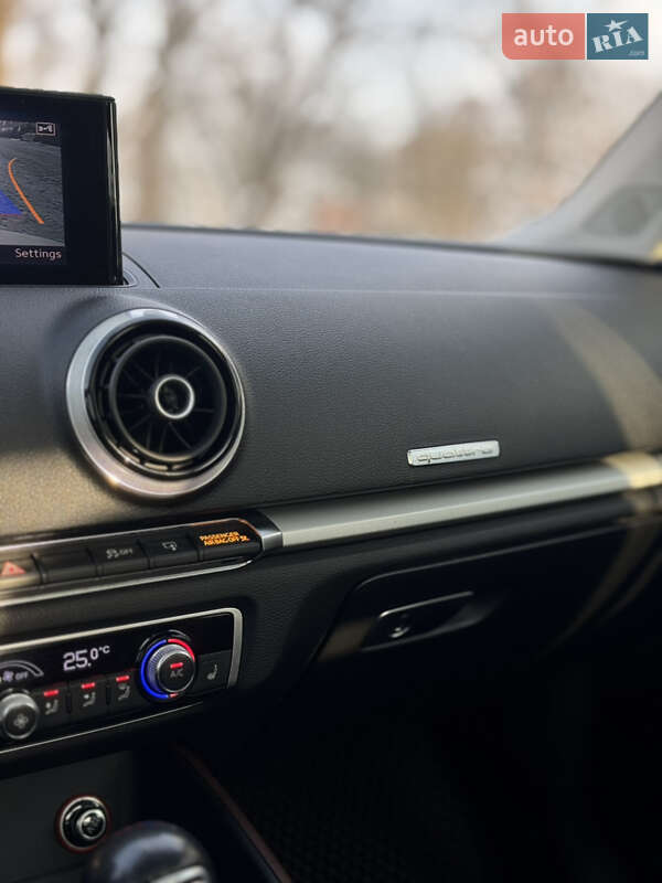 Седан Audi A3 2015 в Хмельницькому