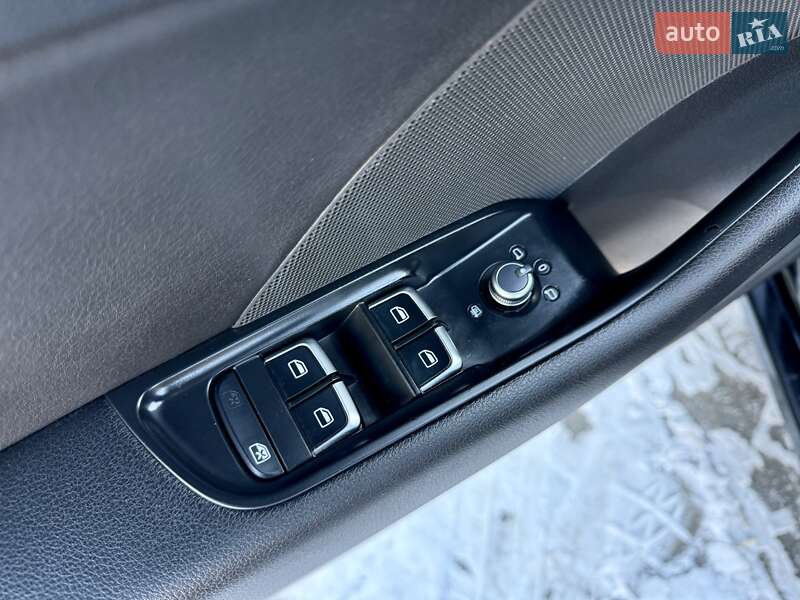 Седан Audi A3 2016 в Одессе