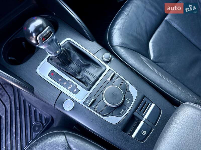 Седан Audi A3 2016 в Одессе