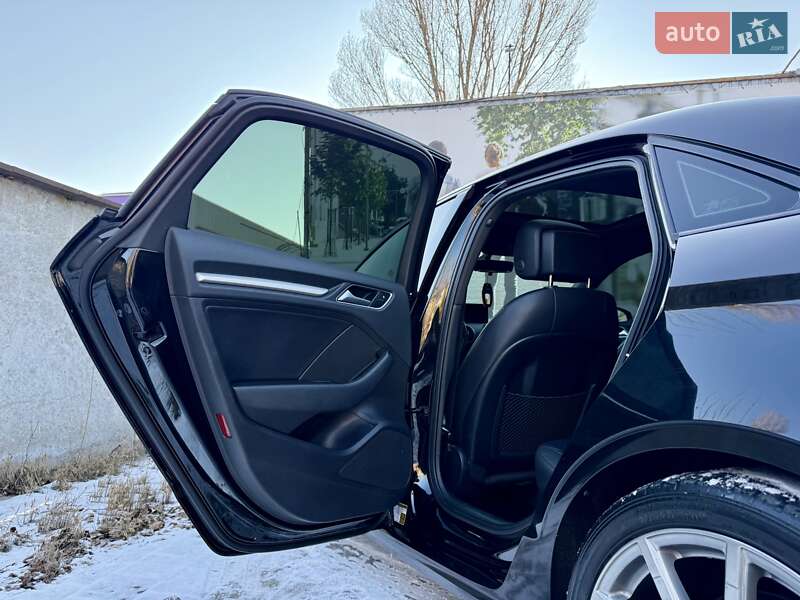 Седан Audi A3 2016 в Одессе