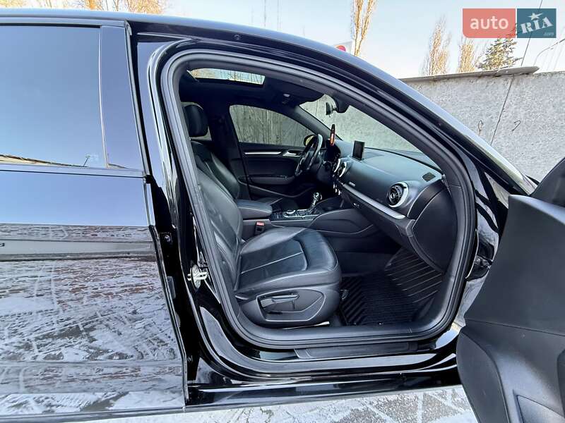 Седан Audi A3 2016 в Одессе