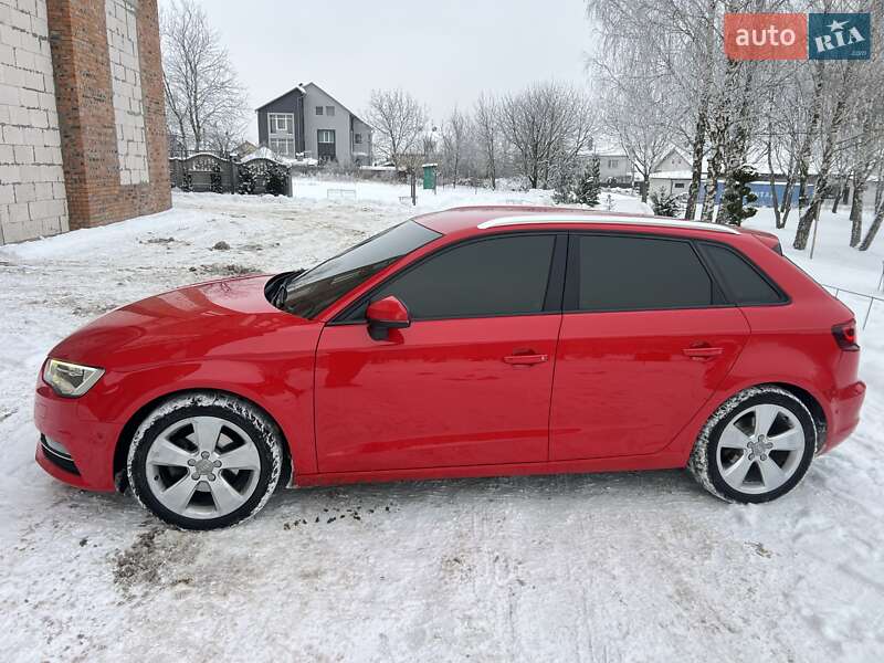 Хэтчбек Audi A3 2015 в Хмельницком