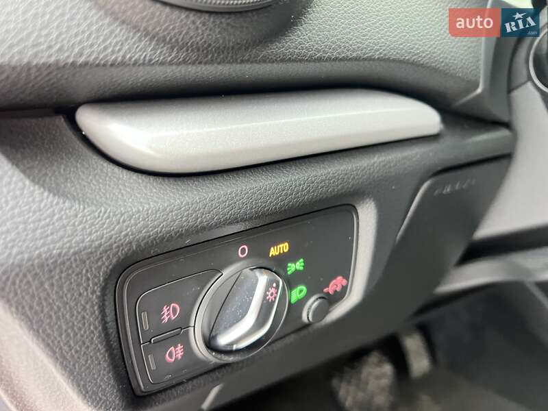 Хэтчбек Audi A3 2015 в Хмельницком