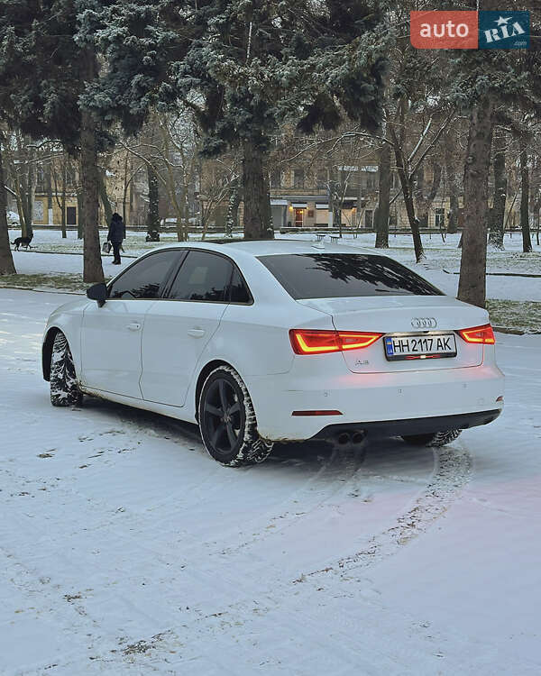 Седан Audi A3 2015 в Одесі