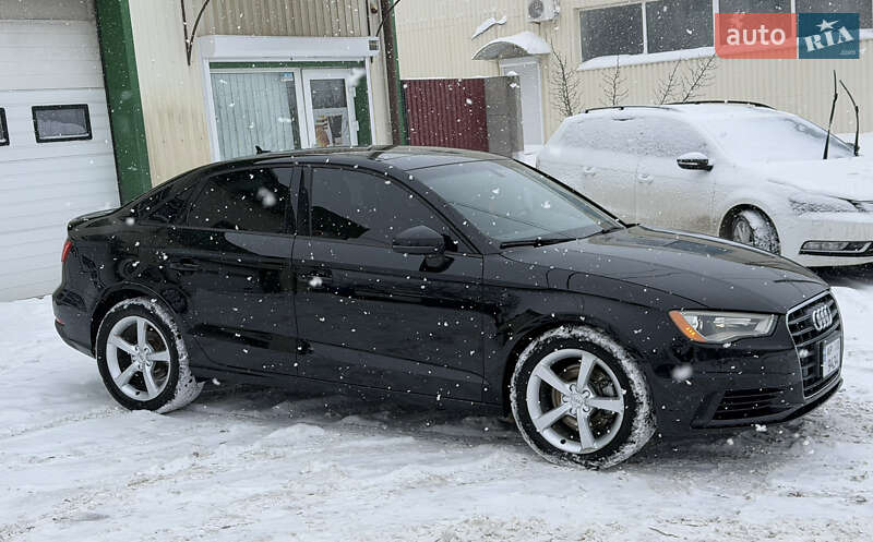 Седан Audi A3 2015 в Запоріжжі