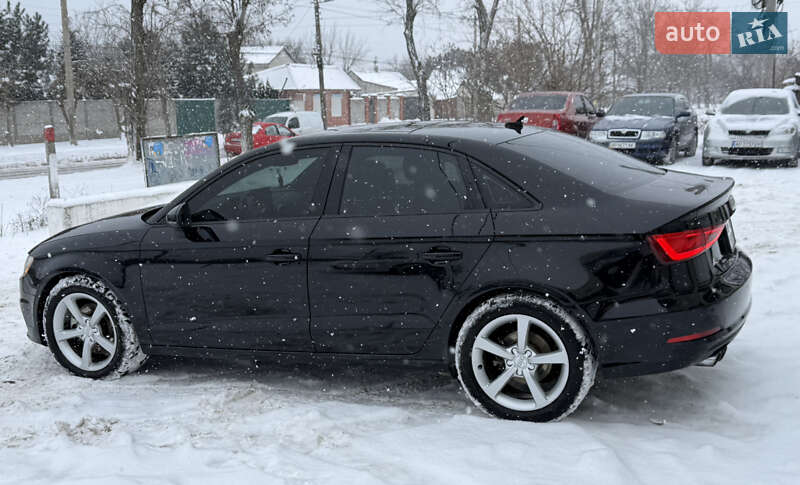 Седан Audi A3 2015 в Запоріжжі