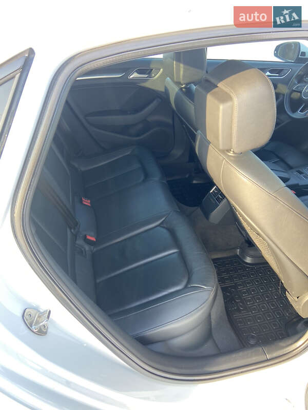 Седан Audi A3 2018 в Харькове