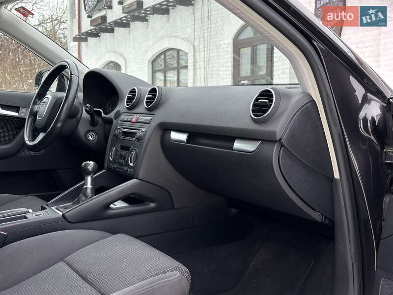 Хэтчбек Audi A3 2007 в Красилове фото 88 Хэтчбек Audi A3 2007 в Красилове