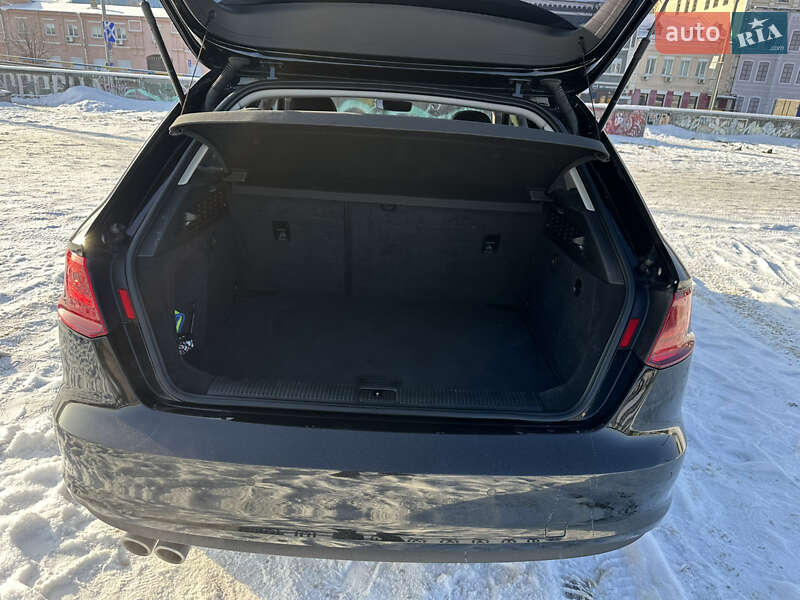 Хетчбек Audi A3 2016 в Києві