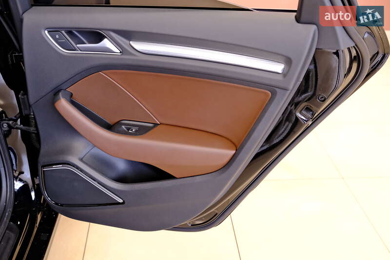 Седан Audi A3 2015 в Одесі