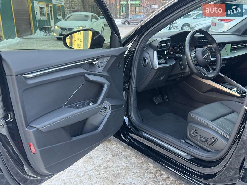 Седан Audi A3 2023 в Киеве