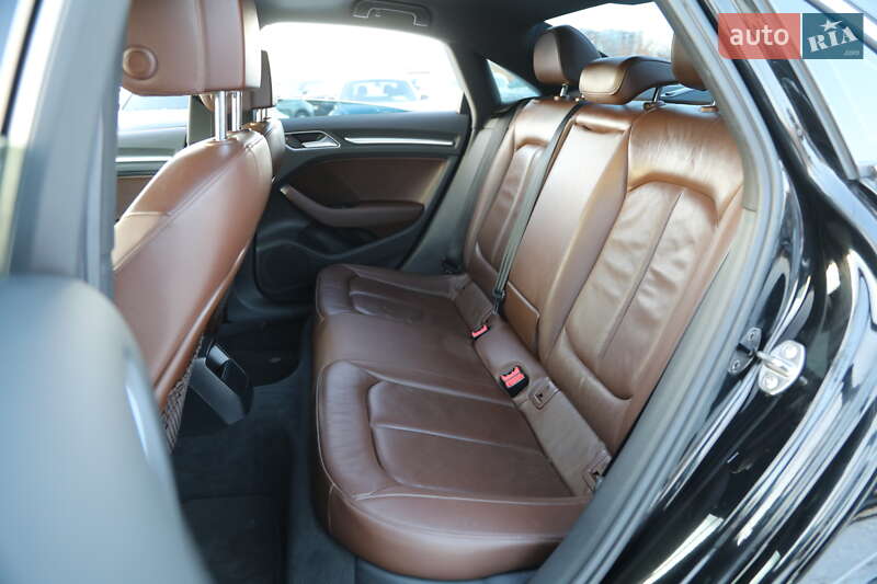 Седан Audi A3 2014 в Харкові