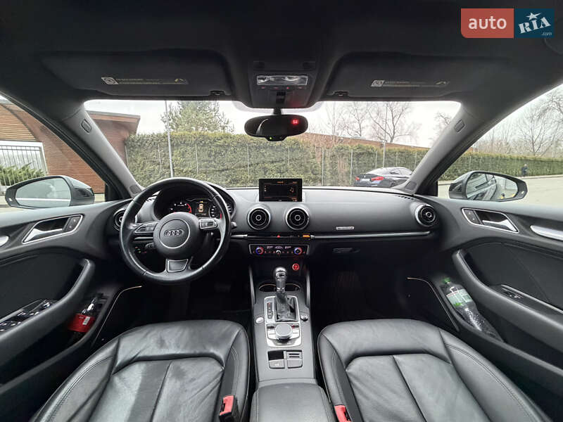 Седан Audi A3 2015 в Києві