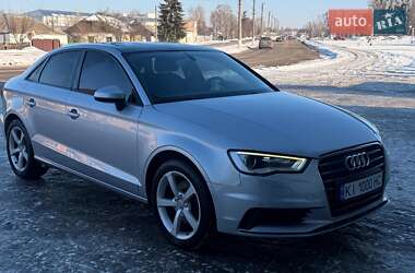 Седан Audi A3 2014 в Киеве