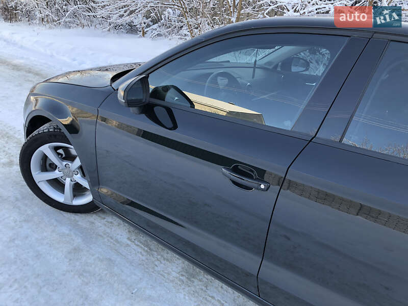 Седан Audi A3 2015 в Ірпені