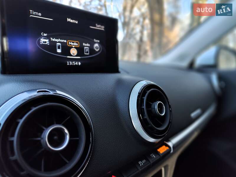 Седан Audi A3 2015 в Києві