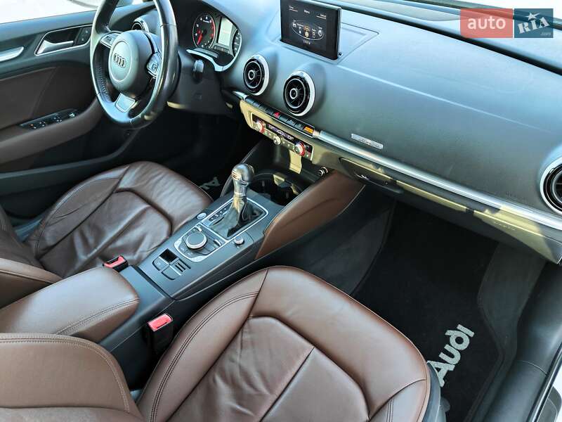 Седан Audi A3 2015 в Києві