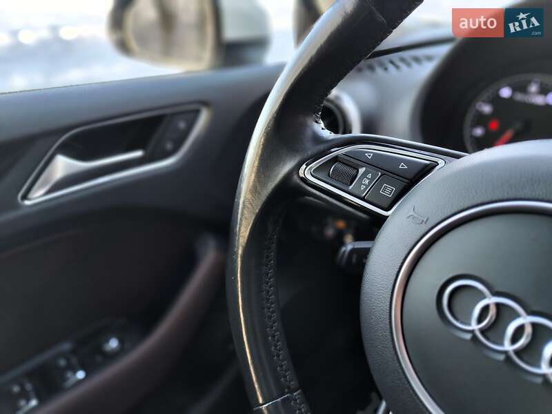 Седан Audi A3 2015 в Києві