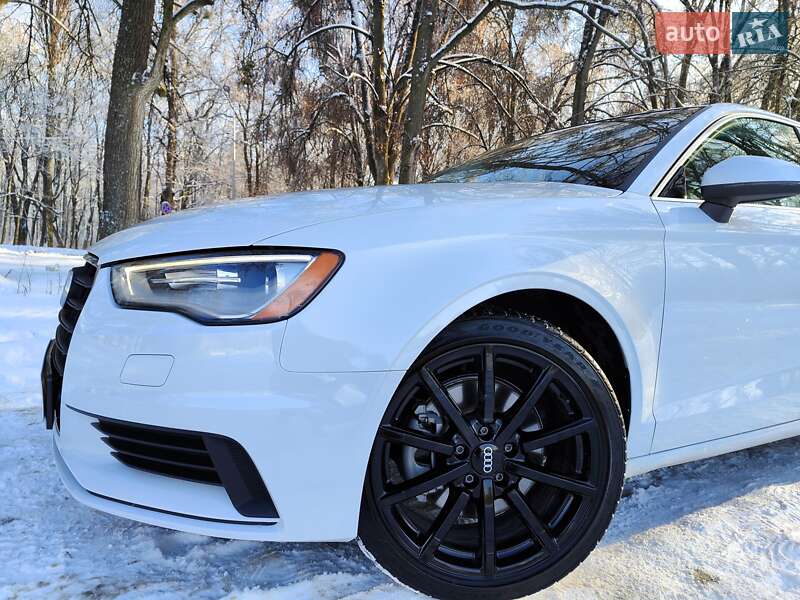Седан Audi A3 2015 в Києві