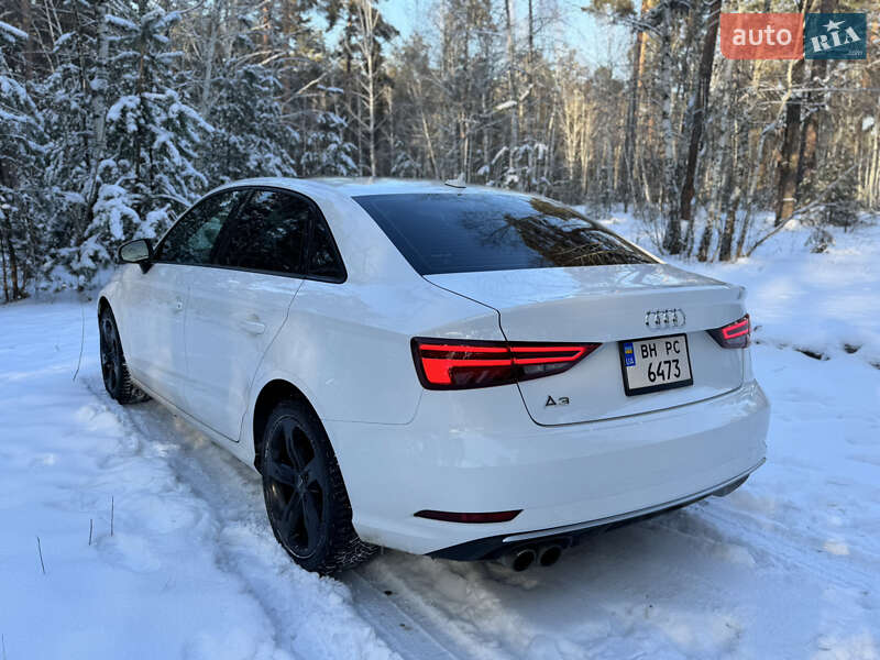 Седан Audi A3 2017 в Києві
