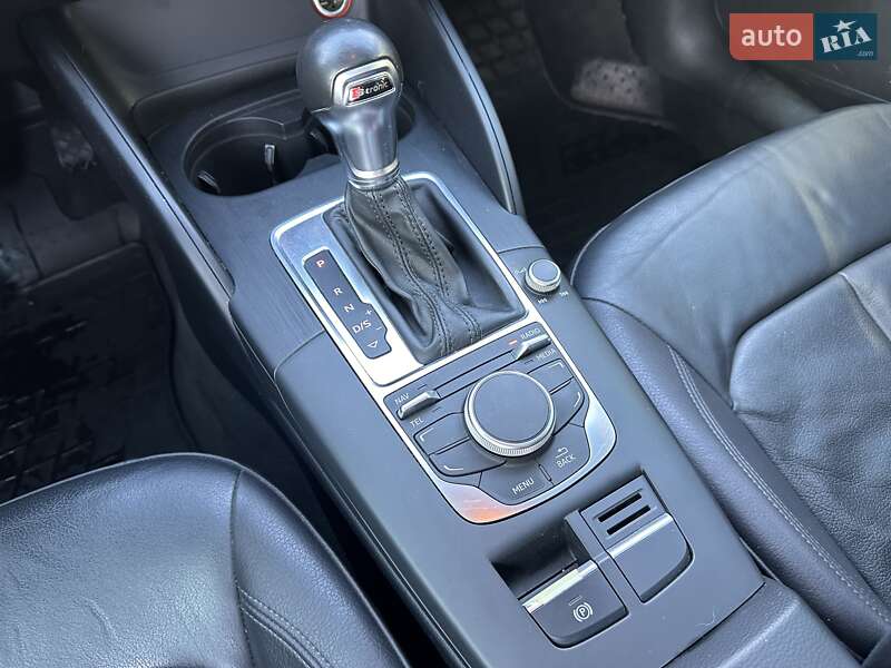 Седан Audi A3 2014 в Киеве