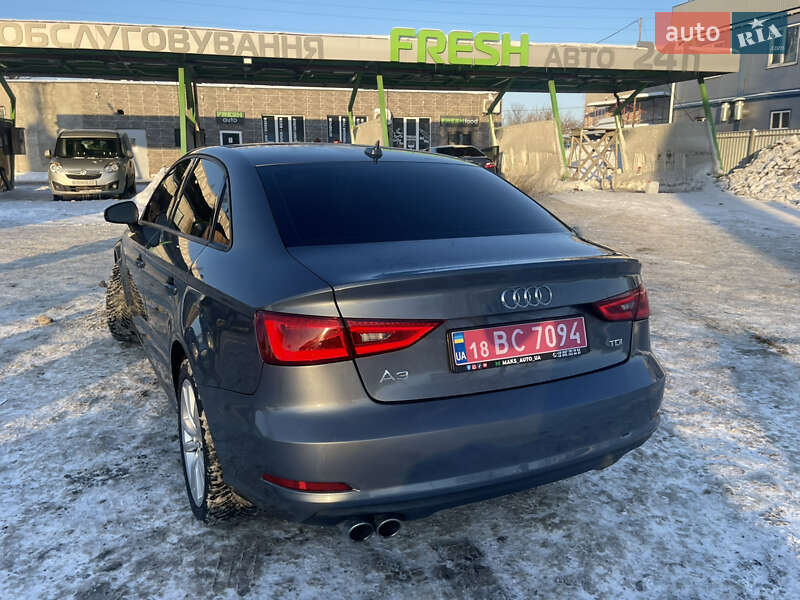 Седан Audi A3 2015 в Чернігові