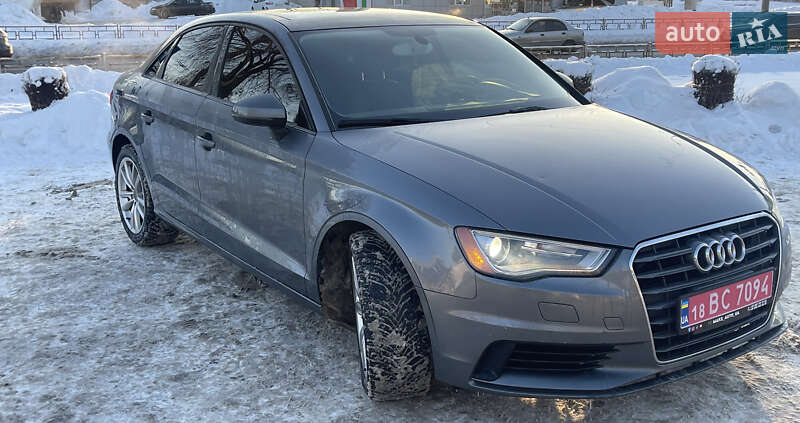 Седан Audi A3 2015 в Чернігові