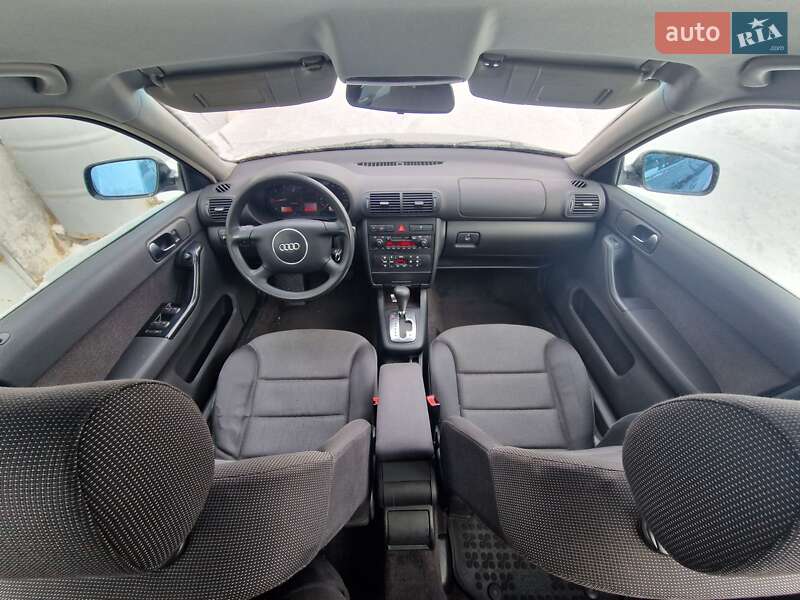 Хэтчбек Audi A3 2001 в Ровно