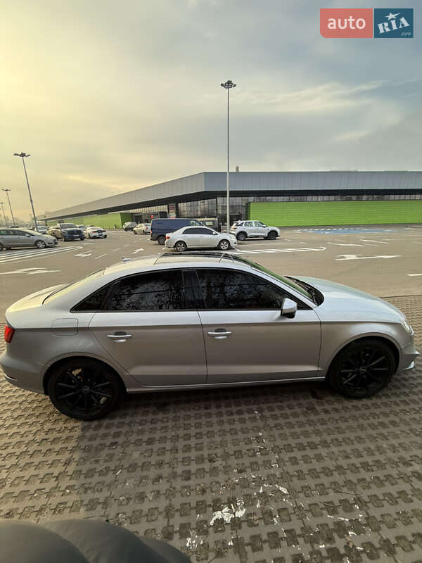Седан Audi A3 2014 в Киеве фото 6 Седан Audi A3 2014 в Киеве