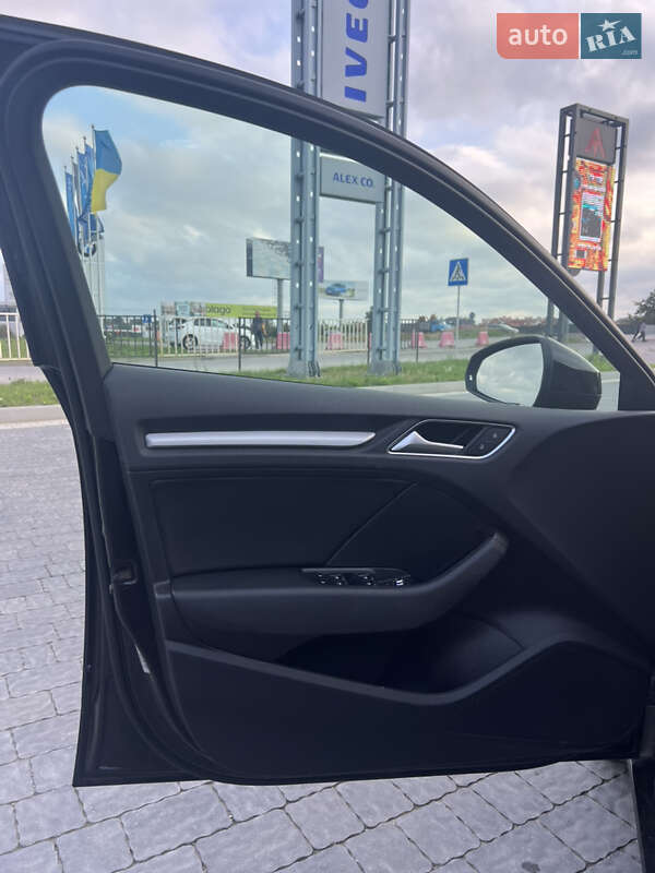 Хэтчбек Audi A3 2015 в Львове