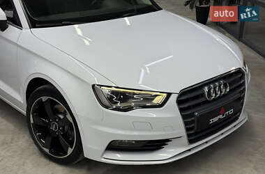 Седан Audi A3 2015 в Одессе