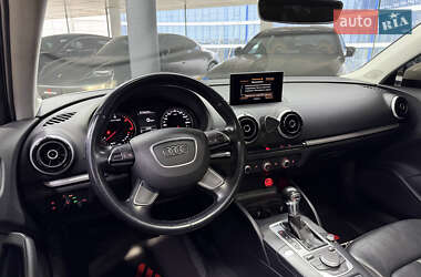 Седан Audi A3 2015 в Одессе