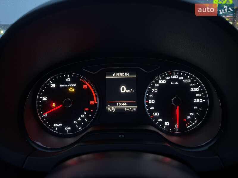 Хэтчбек Audi A3 2016 в Киеве фото 12 Хэтчбек Audi A3 2016 в Киеве