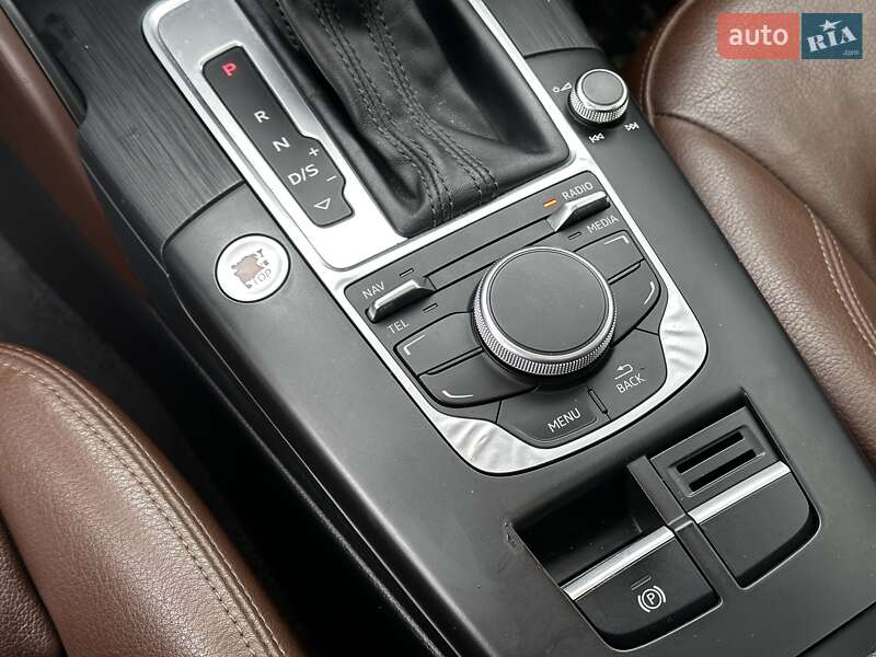 Седан Audi A3 2015 в Львове