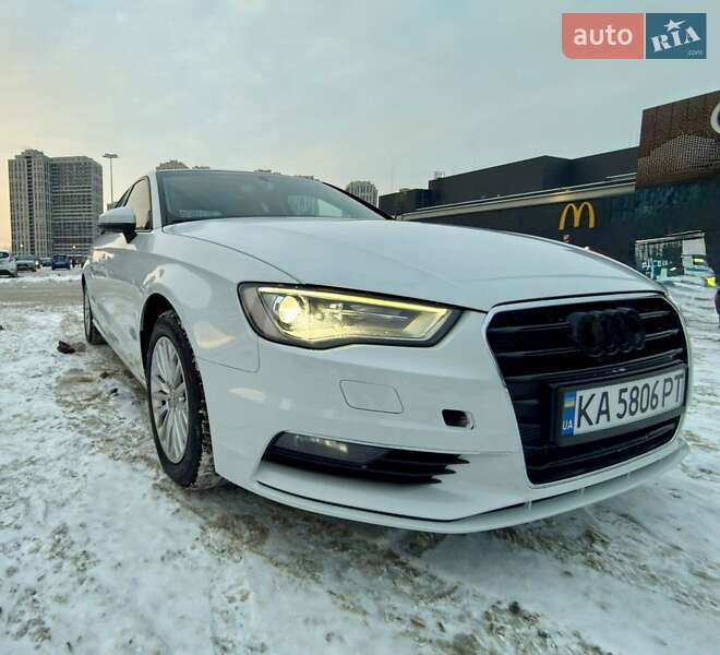 Седан Audi A3 2016 в Киеве фото 5 Седан Audi A3 2016 в Киеве